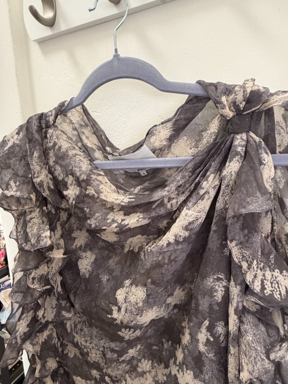 3.1 Phillip Lim 100% Silk Abstract Gray Ruffled Butterfly Asymmetrical Blouse - Picture 9 of 9